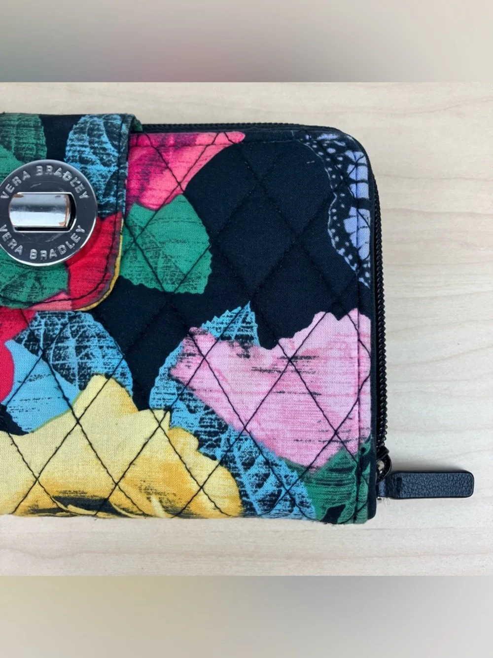 Vera Bradley Havana Rose Turnlock Zip Wallet Black Multicolor Bifold RFID - Picture 4 of 16